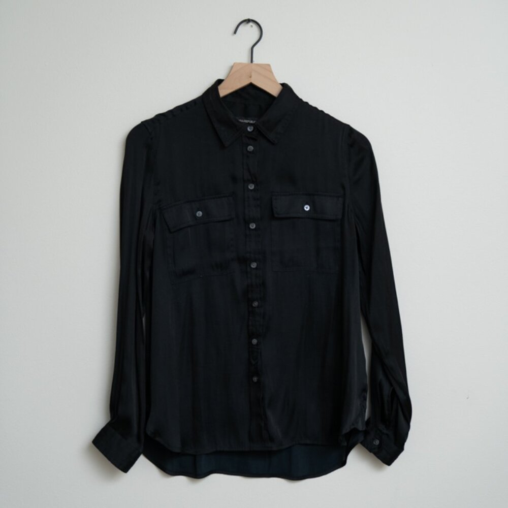 Banana Republic Black Silky Blouse